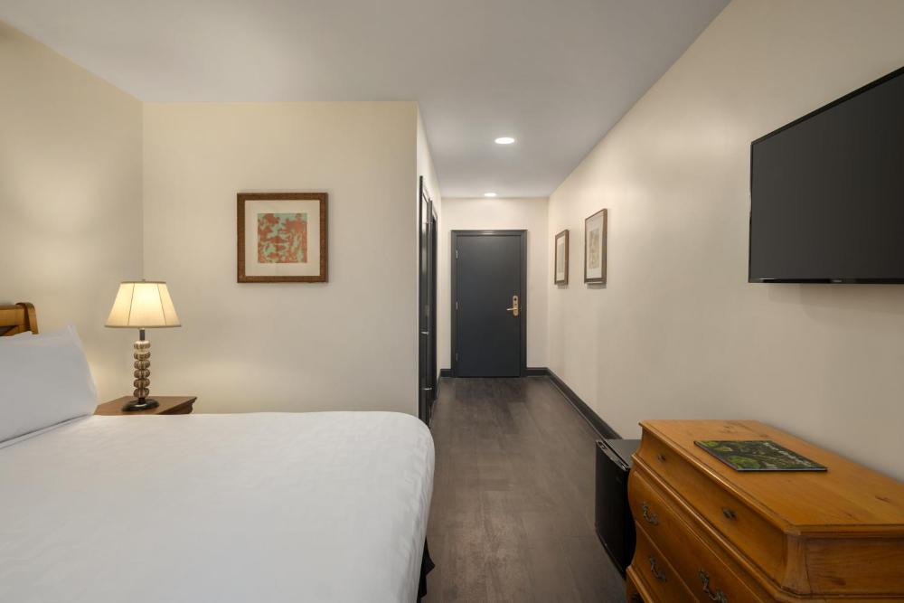 King Room interior
